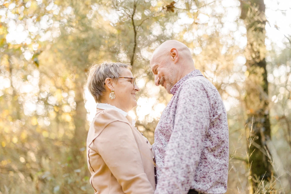 lunettes bonheur amour sourire beige